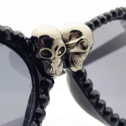 SWOKENCE Skull Frame Cat Eye Sunglasses Men Women Cool Black Rhinestone Sun Shades Halloween Party B