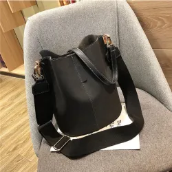 Messenger bag Women Bucket Shoulder Bag large capacity vintage Matte PU Leather lady handbag Luxury