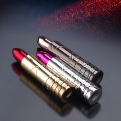 Elegantes Metall Lippenstift-förmiges Feuerzeug - kein Gas