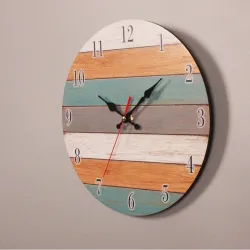 Retro Wanduhr - Vintage - Kunsthandwerk aus Holz