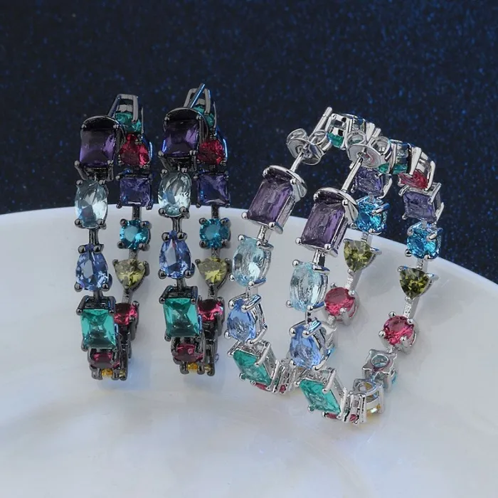 Cubic Zirkonia Hoop Ohrringe