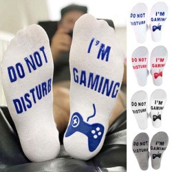 Nicht stören Ich bin Gaming / 2021 Wird besser sein - lustige Socken - unisex