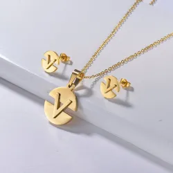 Halskette & Ohrringe - Goldschmuckset - mit V-Buchstabe