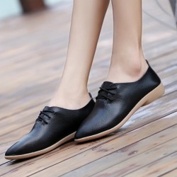 Weiche Mokassins - flache Schuhe mit Schnürsenkeln - echtes Leder