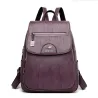 Lederrucksack - mit Handschlaufe / Reißverschlüssen