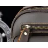 Schulter- / Umhängetasche aus Leder - mit Reißverschlüssen / Taschen