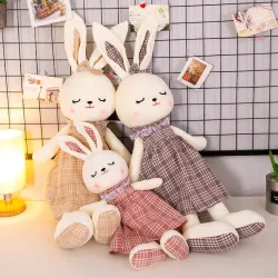 Kaninchen im karierten Kleid - Stofftier / Puppe