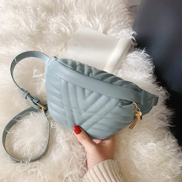 Modische kleine Ledertasche - mit verstellbarem Riemen - Taille / Schulter