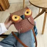 Kleine Ledertasche in Eulenform - Umhängetasche / Schulter