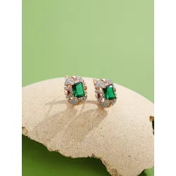 Luxuriöse ovale Ohrstecker - mit Zirkonia - Roségold