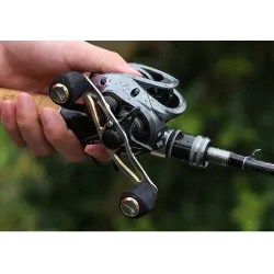 Professionelle Angelrolle - Weitwurf - Ultraleicht - 7,2:1 / 8,1:1 - 18LB