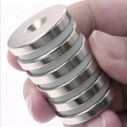 N35 - Neodym-Magnet - rund versenkt - 30 * 4mm - mit 5mm