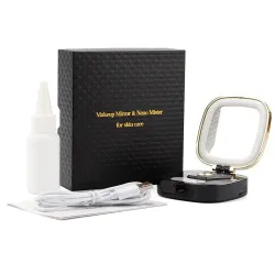 Mini Schminkspiegel - mit LED-Licht / Sprayer - Nano Mist