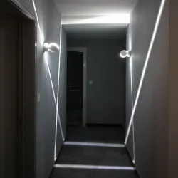 Decken-/Wandleuchte - RGB - LED - dimmbar - drehbar