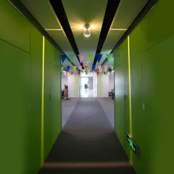 Decken-/Wandleuchte - RGB - LED - dimmbar - drehbar