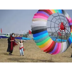 Colorful rainbow with spider - large kite - 2.5mKites
