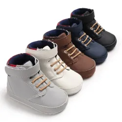 Erste Schuhe aus Babyleder - rutschfest - knöchellang