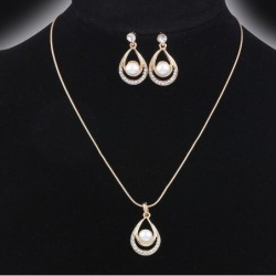 Elegant gold jewellery set - necklace / earrings - water drop pendant - with crystals / pearlJewellery Sets