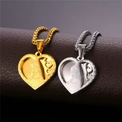 Heart shaped pendant with Holy Mary - Catholic necklace - stainless steelNecklaces