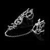 Two finger ring - with chain - hollow out flowers / crystalsRings