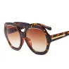 Modische Sonnenbrille - übergroßer Rahmen - dekorativer Metallpfeil - Unisex