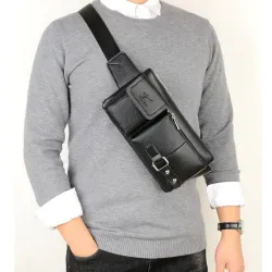Multifunktionale Umhänge-/Gürteltasche - eine kleine Brieftasche - mit Reißverschlüssen/Taschen