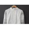 Elegante weiße Bluse mit langen Ärmeln - ausgehöhlte Spitze
