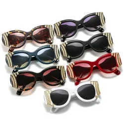 Quadratische Vintage-Sonnenbrille - übergroß - mit goldener Verzierung - UV400