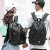 Modischer Lederrucksack - 15,6 Zoll Laptoptasche - Kopfhörerloch - Wasserdicht