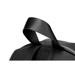 Modischer Lederrucksack - 15,6 Zoll Laptoptasche - Kopfhörerloch - Wasserdicht