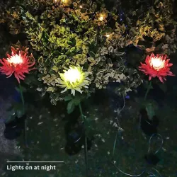 Lampe in Form einer Chrysantheme - Gartenleuchte - Solar - LED - wasserdicht