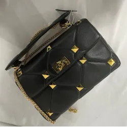 Luxurious bag - with rivets / chain strap / handle - genuine leatherHandbags
