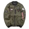 Bomber - Pilotenjacke - kurze Windjacke - doppelseitig - mit Patches / Reißverschluss - schmale Form