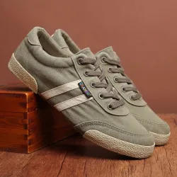 Klassischer Herrenschuh - flache Canvas-Sneakers - runde Schuhspitze - zum Schnüren