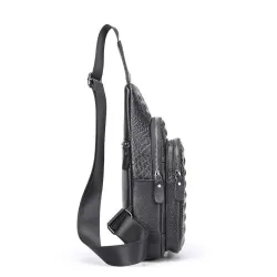 Stilvolle Brusttasche - Lederrucksack - Krokodilledermuster