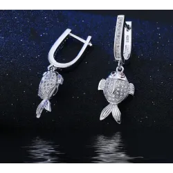Stilvolles Schmuckset - Halskette - Ohrringe - Rotäugiger Fisch - 925er Sterlingsilber - Zirkonia