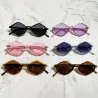 Modische quadratische Polygon-Sonnenbrille - UV400