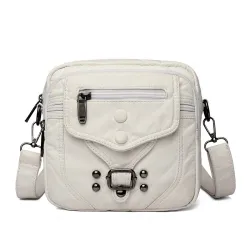 Kleine Schulter-/Gürteltasche - Leder - Nieten - Reißverschlüsse
