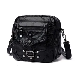 Kleine Schulter-/Gürteltasche - Leder - Nieten - Reißverschlüsse