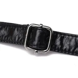 Kleine Schulter-/Gürteltasche - Leder - Nieten - Reißverschlüsse