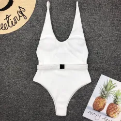 Sexy einteiliger gerippter Badeanzug - brasilianischer Monokini - mit Gürtel