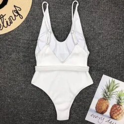 Sexy einteiliger gerippter Badeanzug - brasilianischer Monokini - mit Gürtel