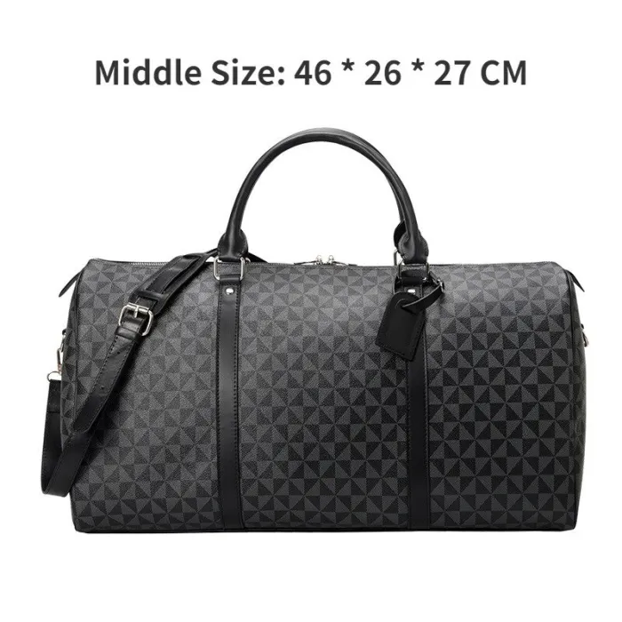 Fashionable travel / fitness bag - large capacity - waterproof - unisexBags