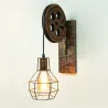 Retro Flaschenzug Wandleuchte - Holzlampe