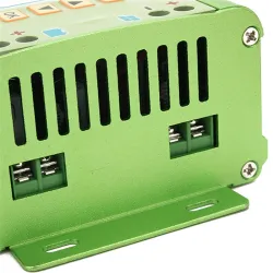 MPT-7210A - Aluminiumlegierung - MPPT-Solarpanel-Laderegler / LCD-Anzeige