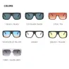 Große quadratische Sonnenbrille im Retro-/Punk-Stil