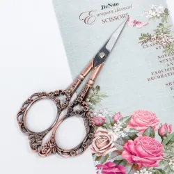Nagelschere im antiken Stil - Vintage Blumenmuster