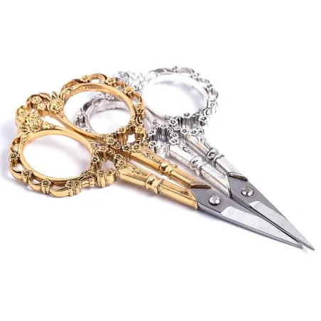 Nagelschere im antiken Stil - Vintage Blumenmuster