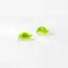 Kleine grüne Blätter Ohrstecker - versilbert
