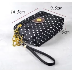 Kleine Clutch - dreifacher Reißverschluss - Handschlaufe - Punktmuster